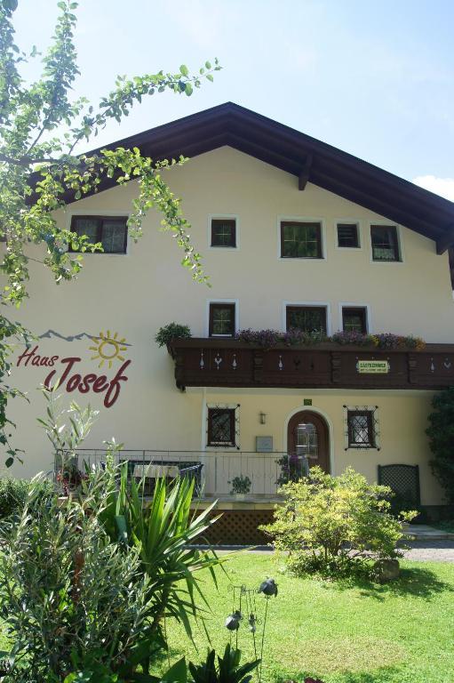 Haus Josef Bed & Breakfast Mayrhofen Exterior foto